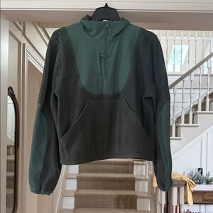 Lululemon Women’s Dark Forest Fleece + Ripstop Half Zip Hiking Pullover